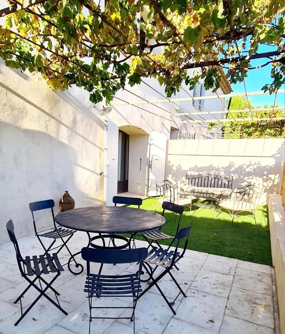 Domaine Des Hauts De Riganel La Bastide-des-Jourdans 0*,  France